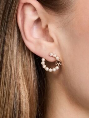 Tory Burch Kira Pearl And Logo Hoops Nwt